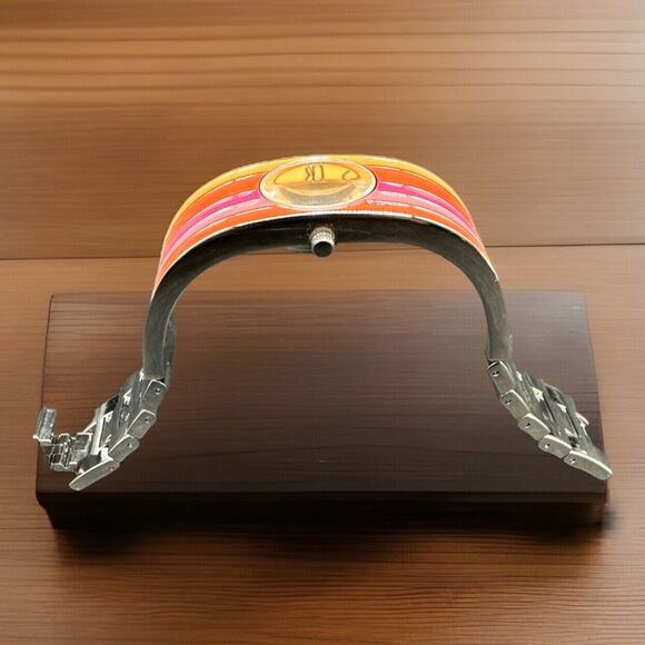 No boundaries watch, needs a new battery {Q} - Picture 2 of 6